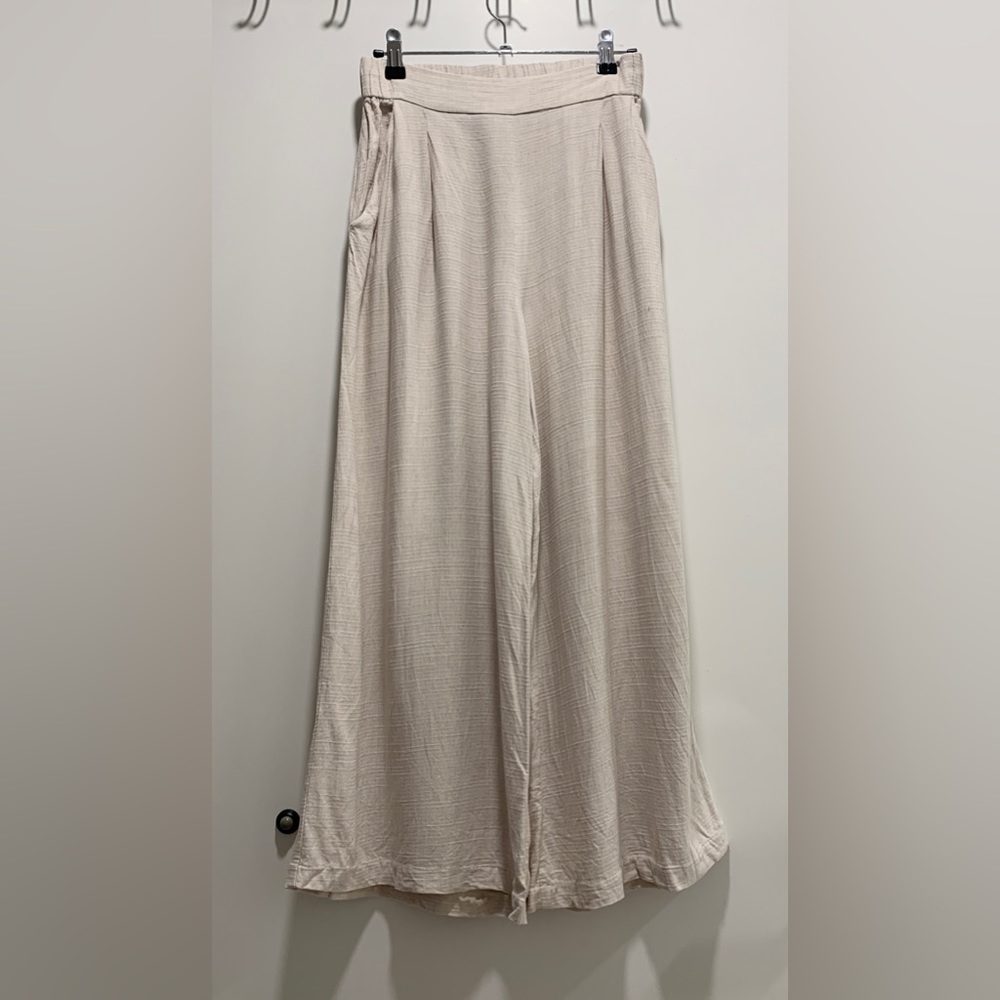 H&M wide flowy cropped wide-leg pants